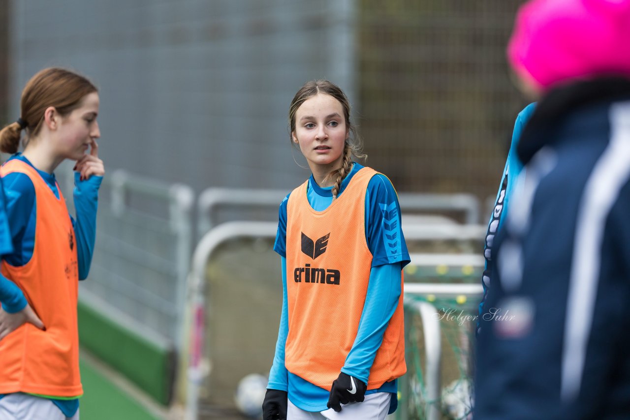 Bild 151 - wBJ VfL Pinneberg - Eimsbuettler TV2 : Ergebnis: 3:5